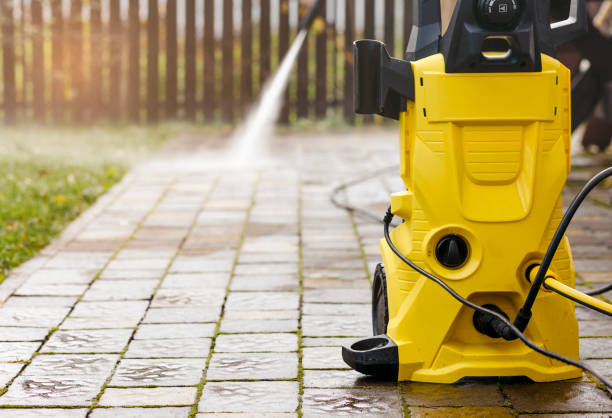 Playground Equipment Cleaning in Bristol, FL